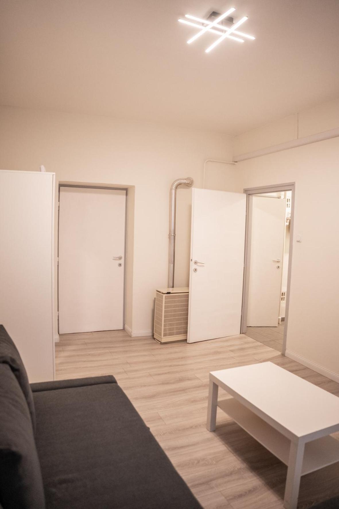 Oskola Luxury Apartment Сегед Экстерьер фото