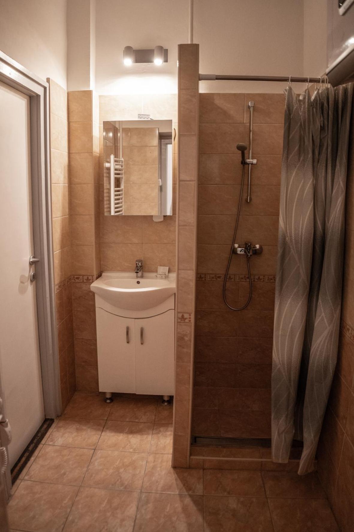 Oskola Luxury Apartment Сегед Экстерьер фото